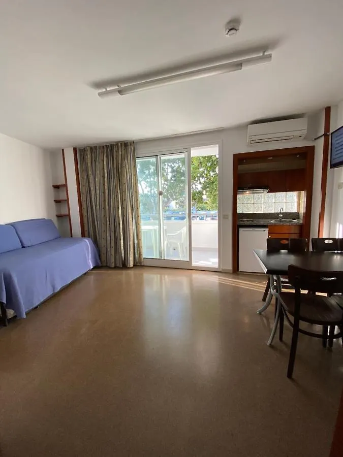 Hotel Apartamentos Solimar Calafell 3*,