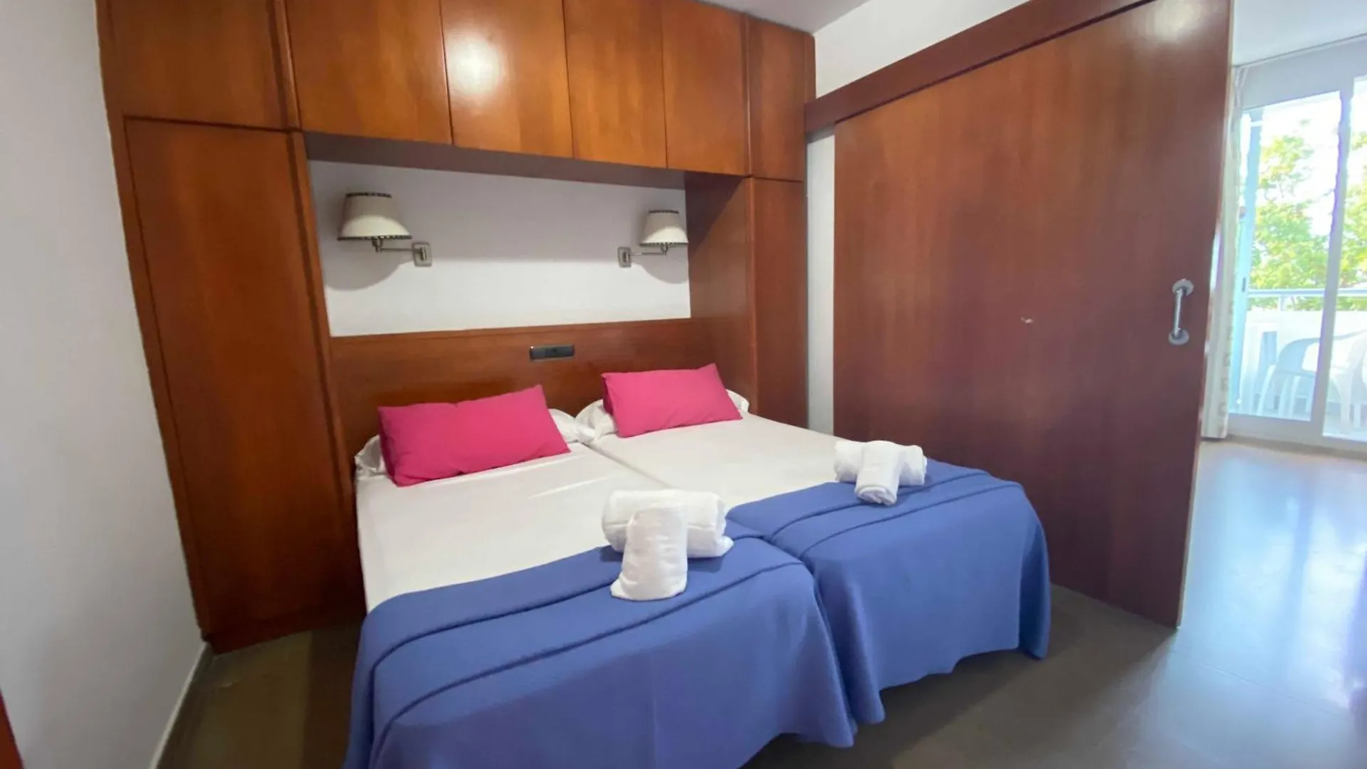 Hotel Apartamentos Solimar Calafell Spain