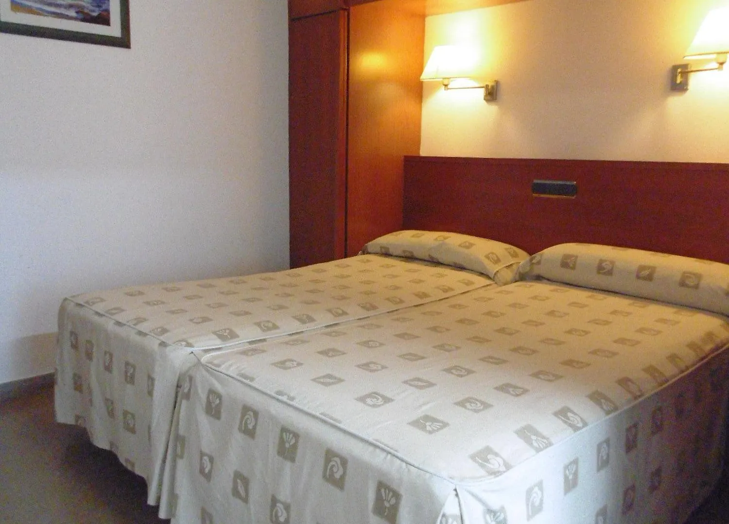 Hotel Apartamentos Solimar Calafell 3*,  Spain